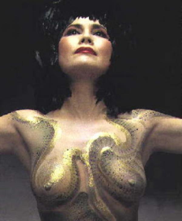 デヴィ夫人画像14