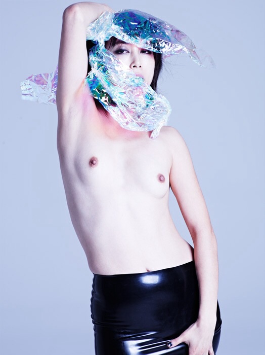 菊地凛子画像12